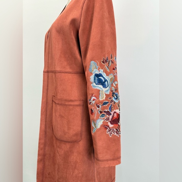 CACTUS + PEARL Women's Rust red Embroidered sleeve faux suede Jacket size S - Picture 1 of 12